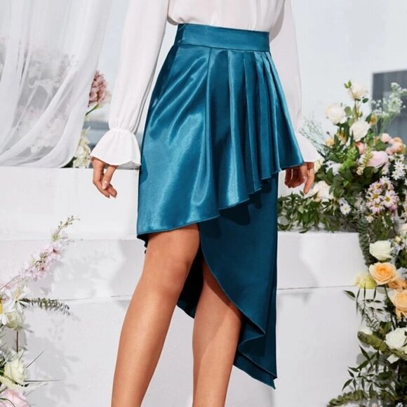 Shein Teal Unity Ruffle Trim Asymmetrical Hem Satin Skirt, Size Large - Picture 2 of 15
